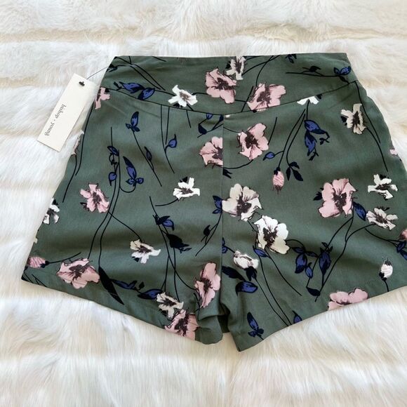 Bishop & Young NWT Ana Pocket Shorts (S) - Picture 8 of 9